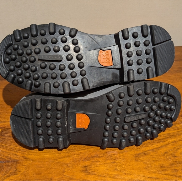 Sorel Bear XT Waterproof Winter Boots - Picture 5 of 7